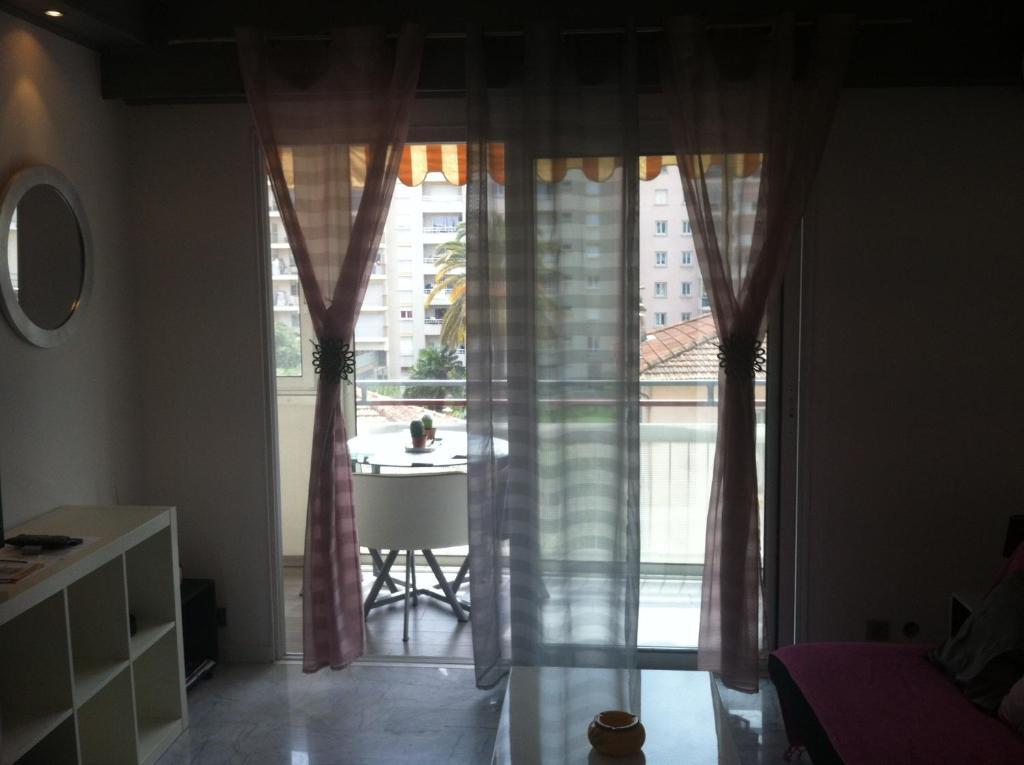 Les Palmiers Apartment