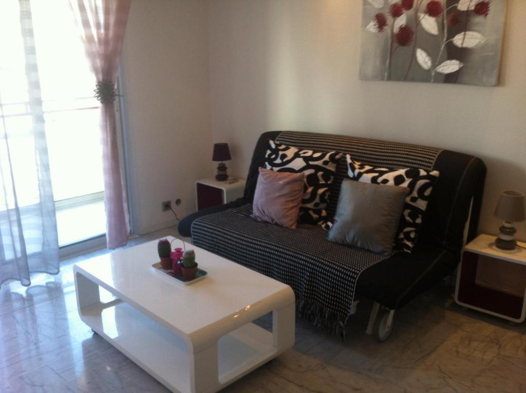 Les Palmiers Apartment *